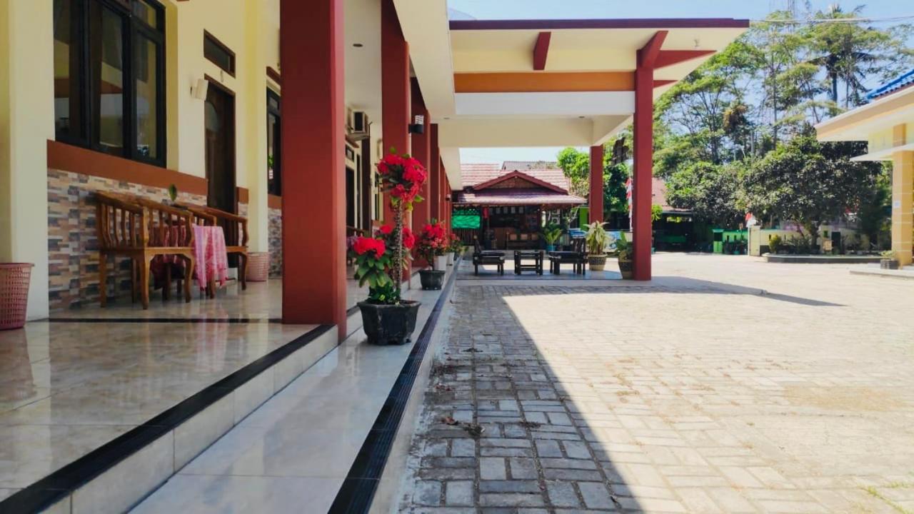 Hotel Ahlen Pangandaran Exteriér fotografie